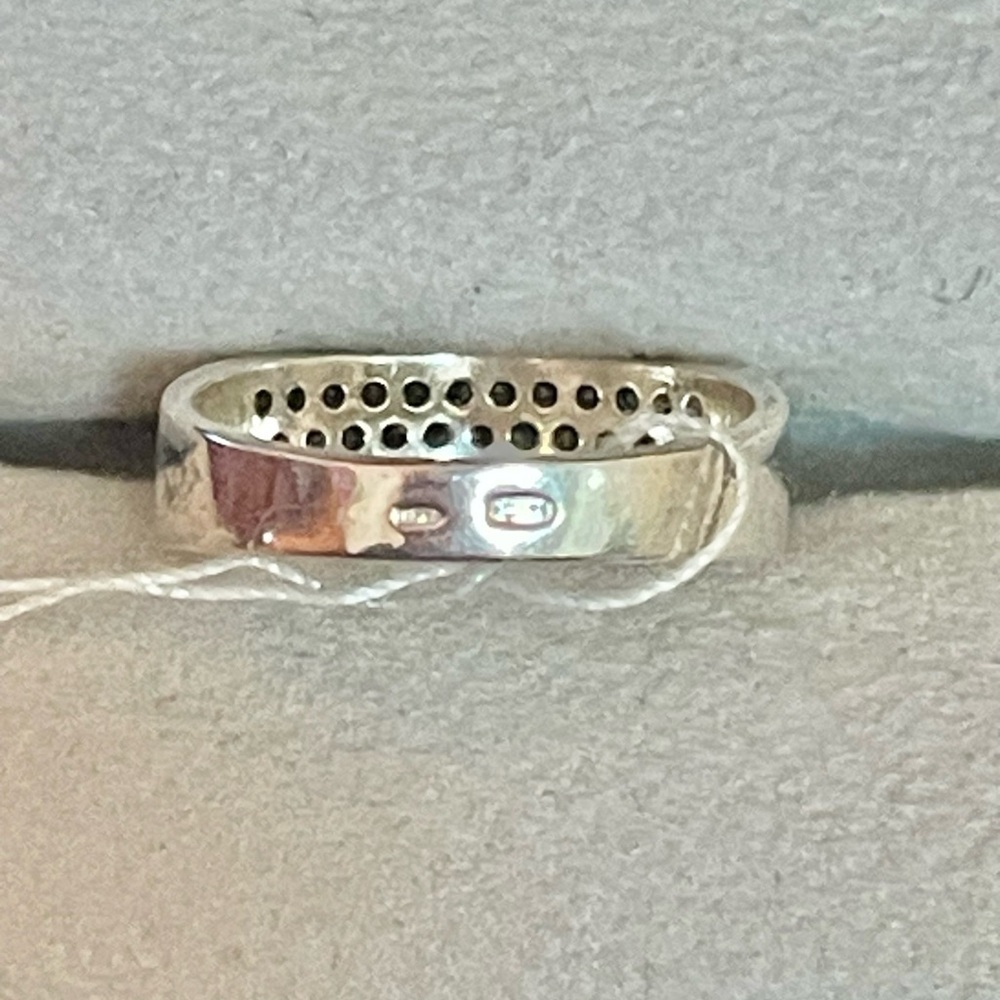 NWT 925 Sterling Silver Band Ring With Cubic Zirconia Size 18 - 8US - Picture 3 of 6